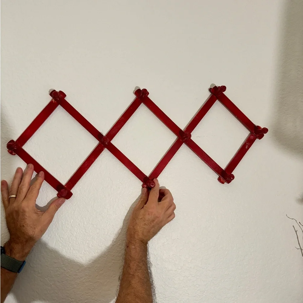 Vintage Red Wooden Accordion Wall 10 Peg Rack Hanger Cottage